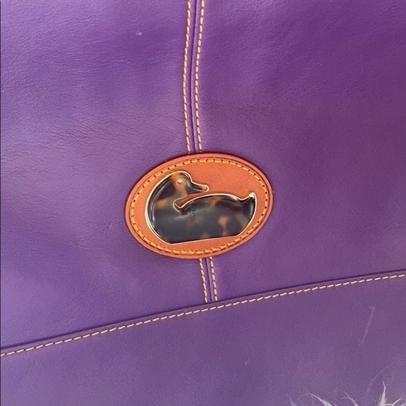 New Dooney & Bourke Purple Leather Tote Purse - Picture 3 of 11